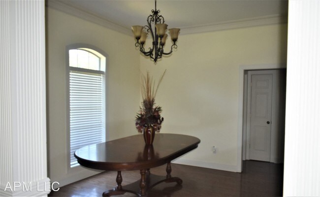Building Photo - 3 br, 2.5 bath House - 529 Stubbs Vinson Rd