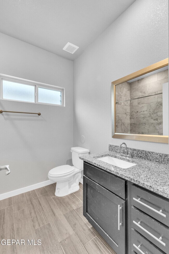 Foto del edificio - 11364 Santa Barbara