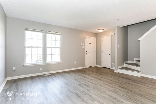 Building Photo - 2023 Hackberry Rd