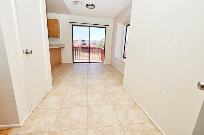 Building Photo - 3069 Tetons Ct