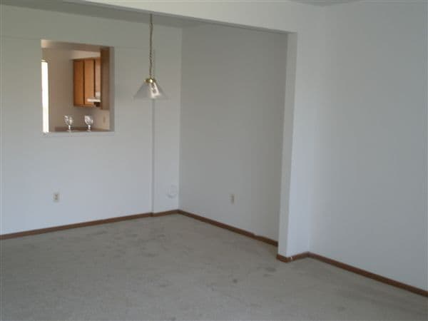 Building Photo - 52280 Rutherford Cir