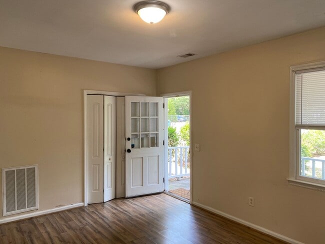 Foto del edificio - Rosewood