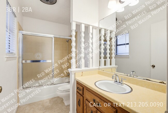 Foto del edificio - 1125 Fawn Dr
