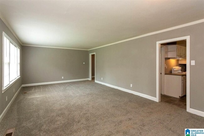 Building Photo - 659 Camp Cir