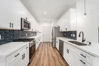 Building Photo - 6425 Anderson Rd