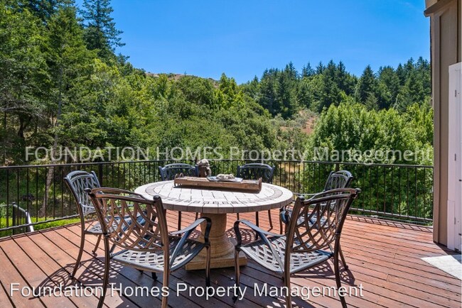 Foto del edificio - 2100 Nicasio Valley Rd