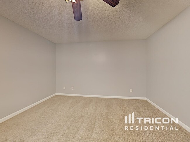 Building Photo - 250 Wendy Way Douglasville GA