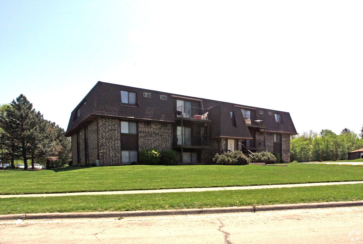 Foto principal - Pioneer Road Apartments