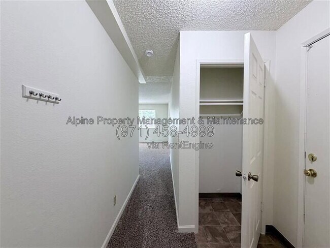 Foto del edificio - 13317 SW 17th St