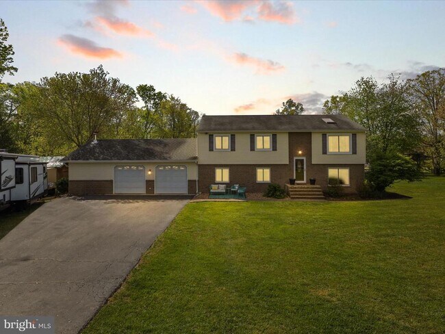 Foto del edificio - 7264 Twilight Ct