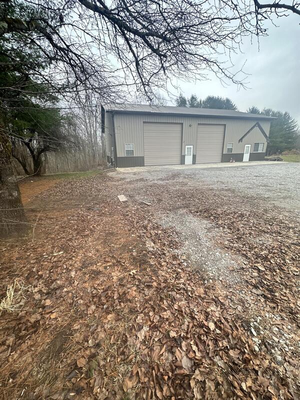 Primary Photo - 3618 Plateau Rd