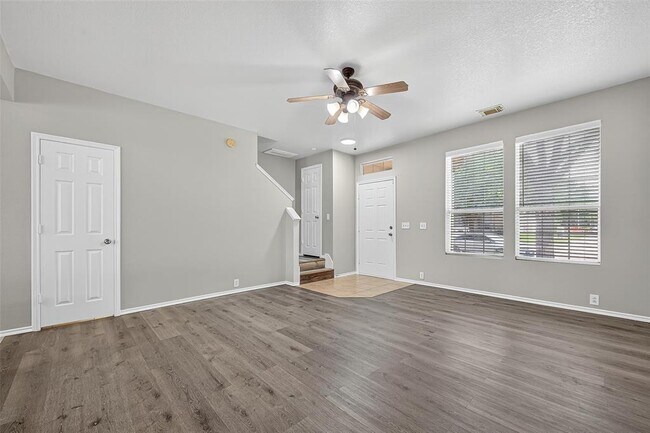 Foto del edificio - 16854 Pine Castle Dr