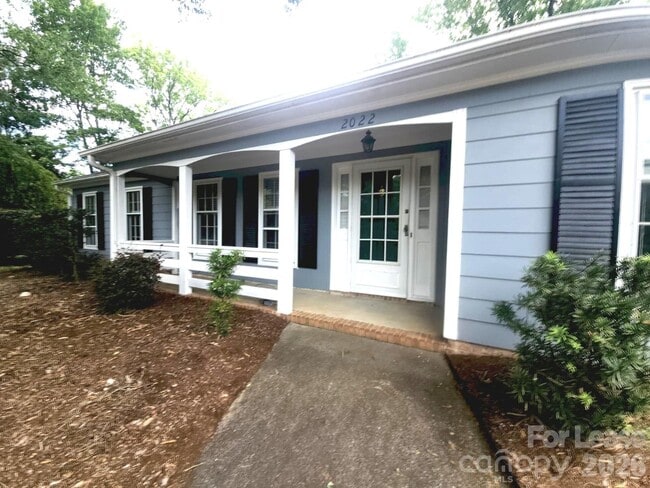 Building Photo - 2022 Glouchester Cir