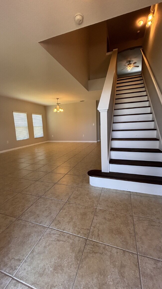 Foto del edificio - 1309 Corbett Ln