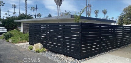 Building Photo - 2017 S Freeman St