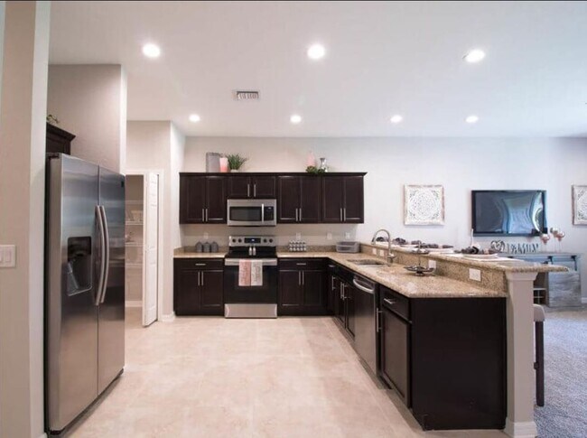 Foto del edificio - 1041 Grantham Dr