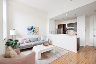 Building Photo - 232 Pavonia Ave