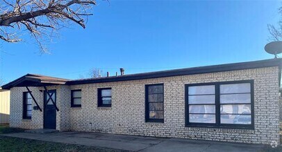 Building Photo - 5265 Taos Dr