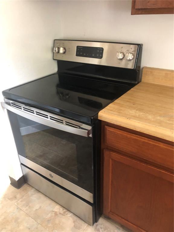 Foto del edificio - 1224 W Granfield Ave