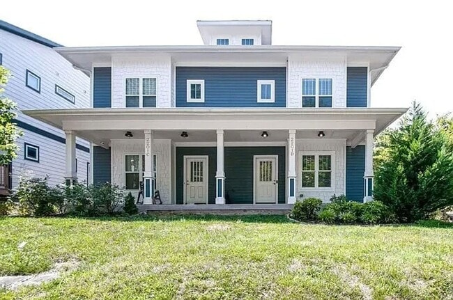 *HALF OFF FIRST FULL MONTHS RENT!!* - *HALF OFF FIRST FULL MONTHS RENT!!* House