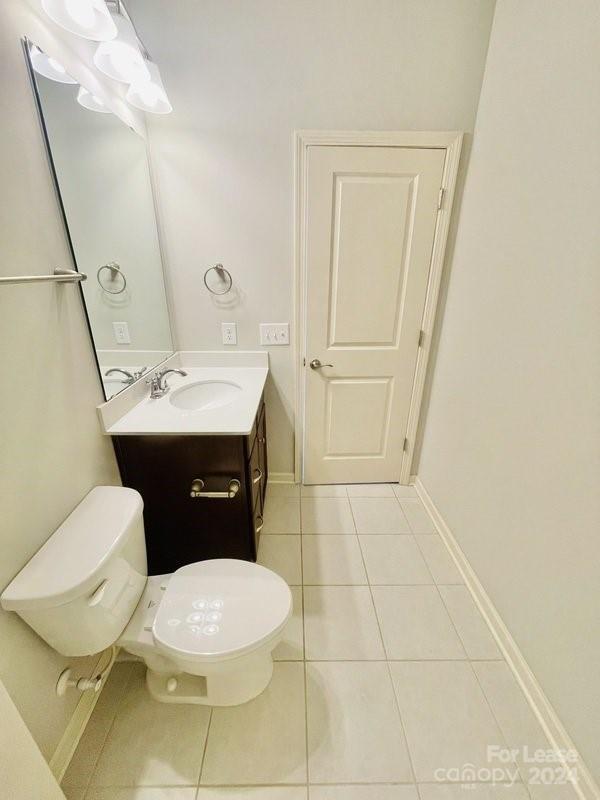 Foto del edificio - 561 Parkway View Dr