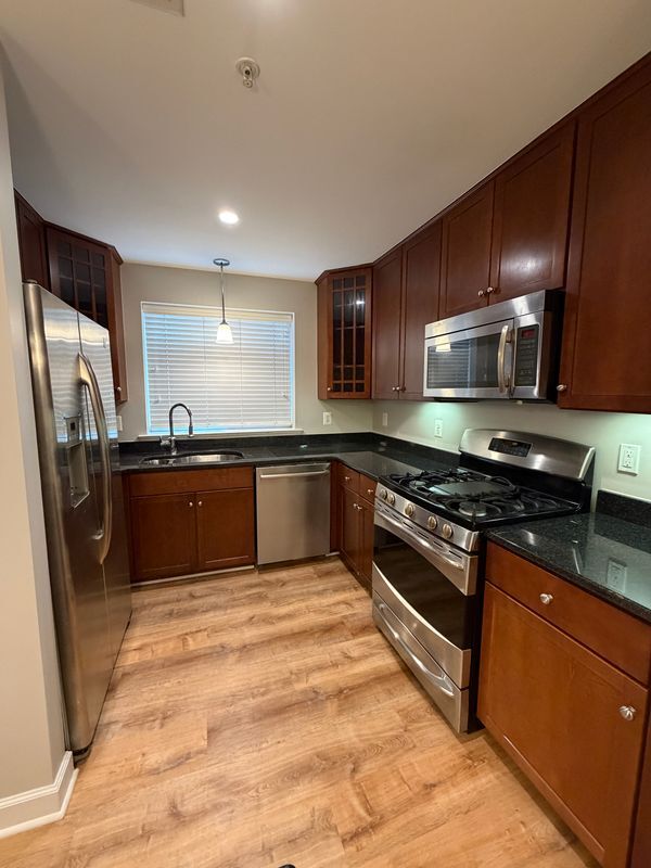 Foto del edificio - 4179 S Four Mile Run Dr