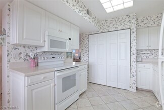 Building Photo - 5501 Heron Point Dr