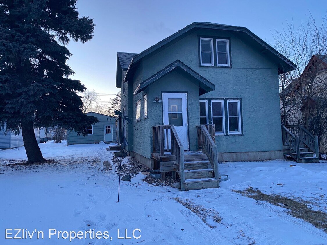 Primary Photo - 3 br, 2 bath House - 318 5th Ave SE