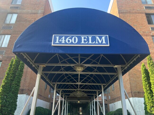 Foto del edificio - 1460 Elm St