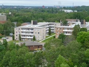 Building Photo - Lake Street Apartments