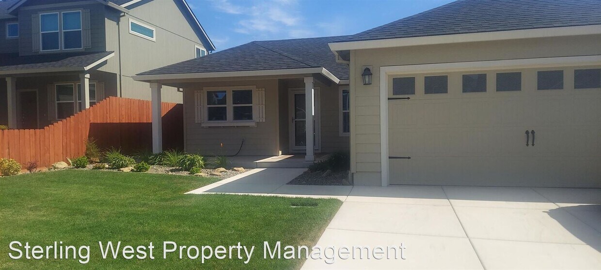 Primary Photo - 3 br, 2 bath House - 3226 McCloud
