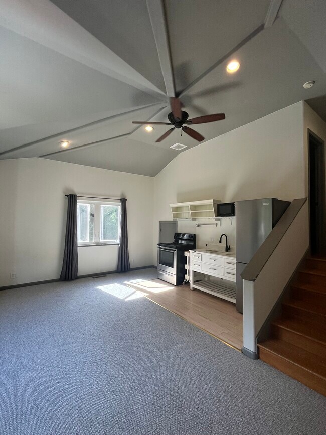 Foto del edificio - 7181 Thorndale Dr