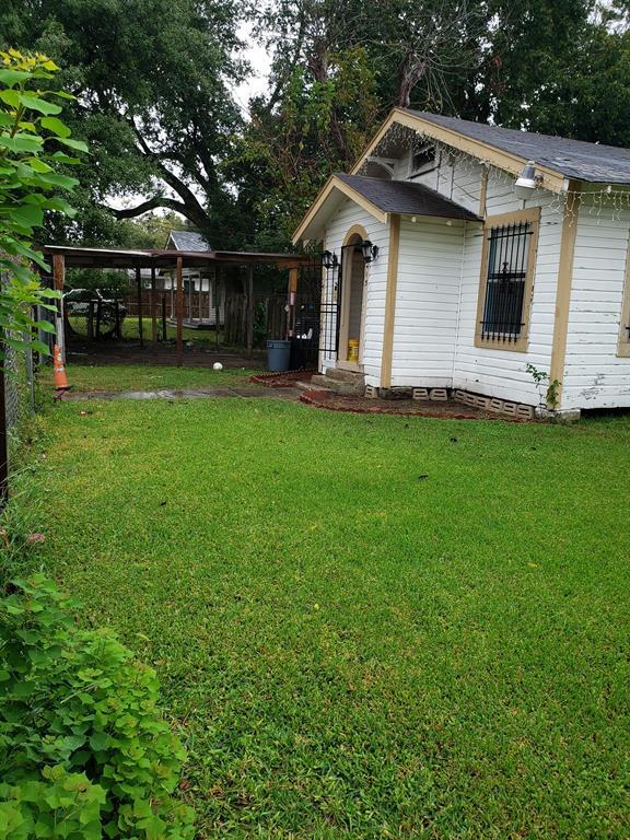Primary Photo - 413 W Humble St