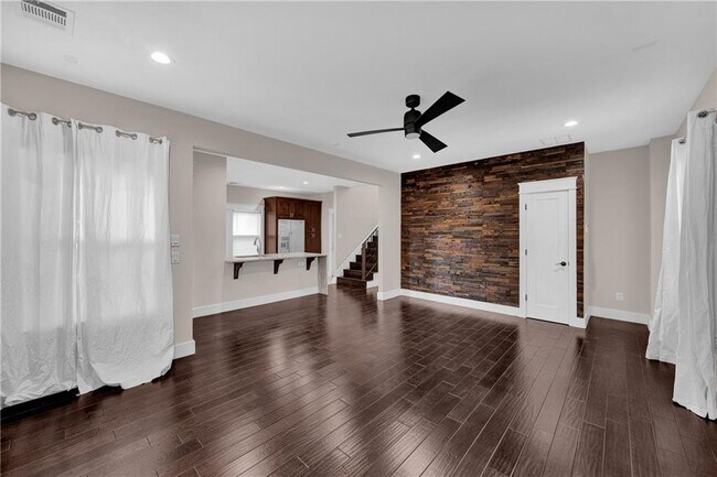 Foto del edificio - 1613 Willow St