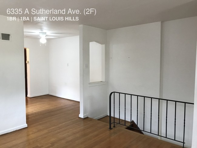 Foto del edificio - Classic 1bd / 1ba St. Louis Hills Apartment