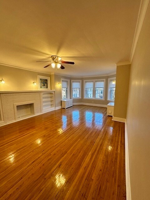 Foto del edificio - 2145 W Arthur Ave