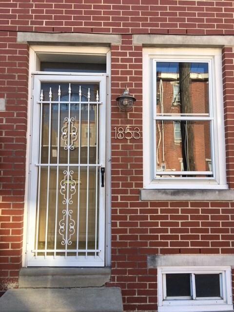 Building Photo - Fantastic 2 bedroom, 1 bath house in Fisht...