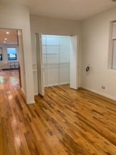 Foto del edificio - 1634 N Winchester Ave