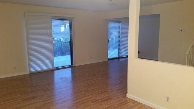 Foto del edificio - 2 Bedroom / 2 Bathroom Home inside Canyon Lake