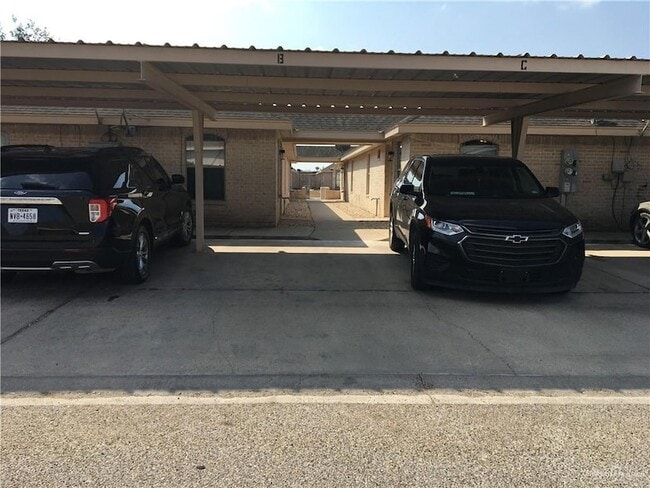 Foto del edificio - 3110 E Diamondhead Ave