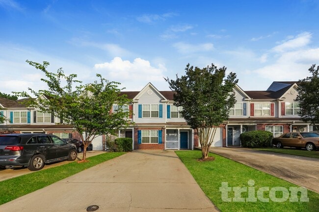 Building Photo - 740 Parkway Rd
