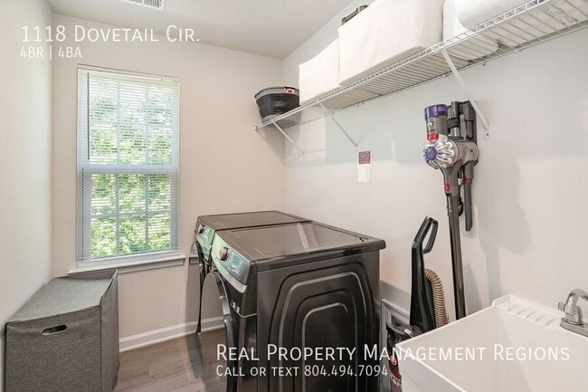 Building Photo - 1118 Dovetail Cir