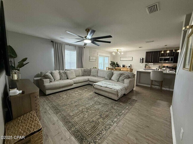 Foto del edificio - 7113 Riverbrooke St