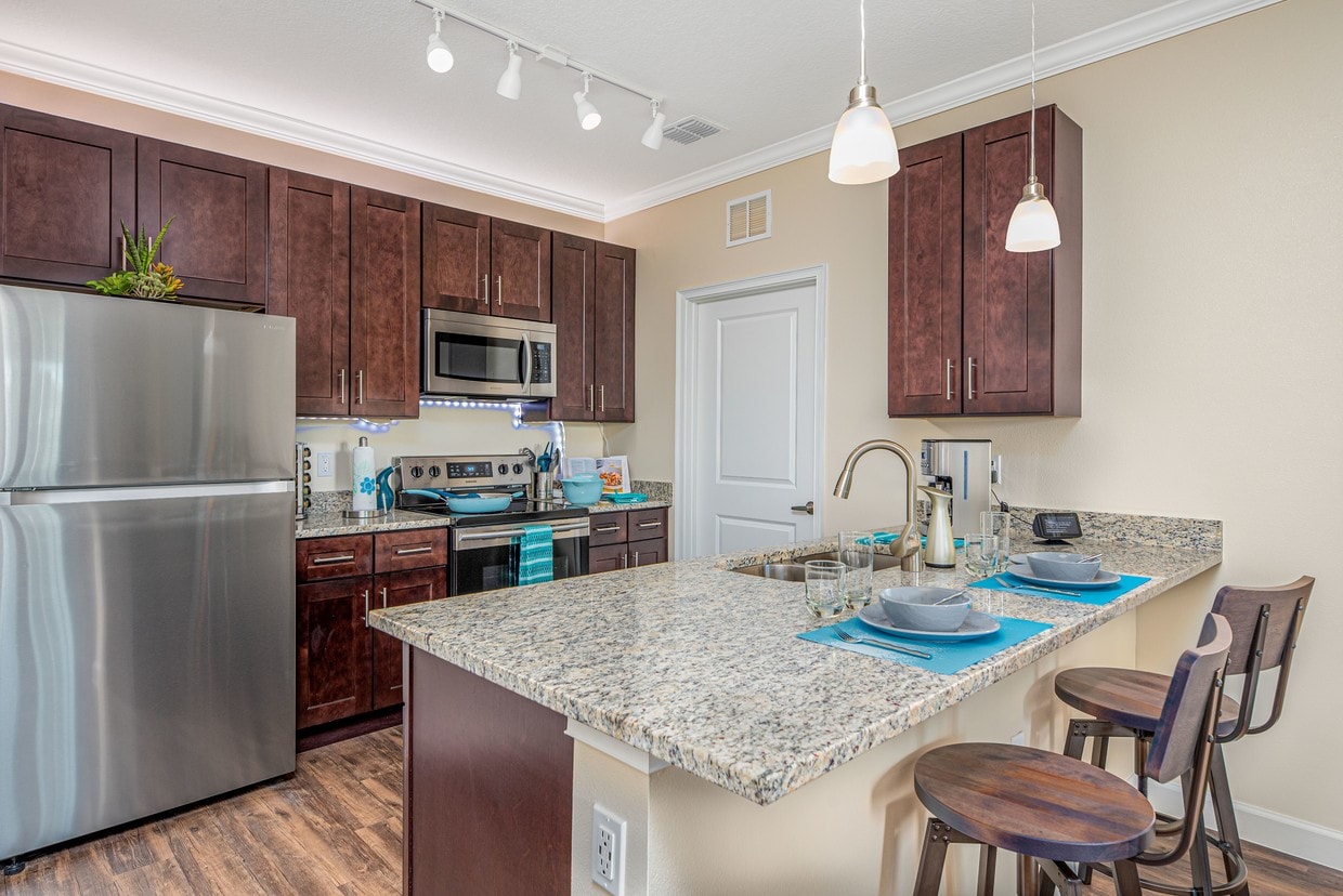 Apartment In Azalea Park