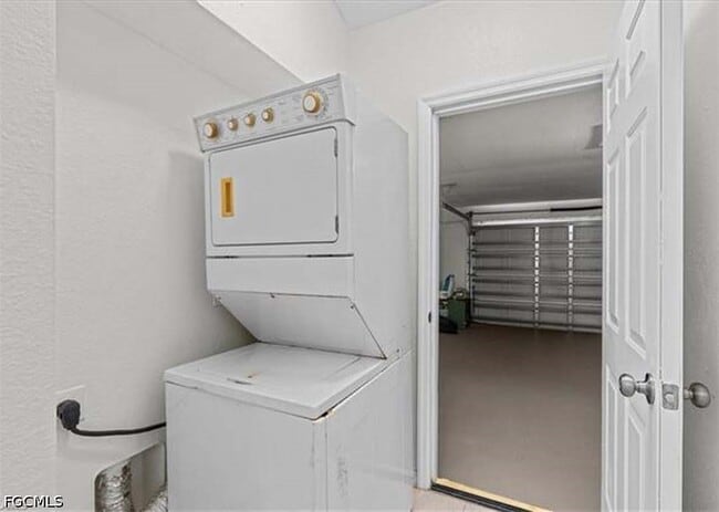 Building Photo - 4303 26th St SW