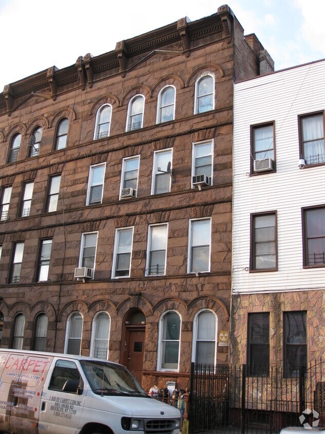 Foto del edificio - 75 Jefferson St