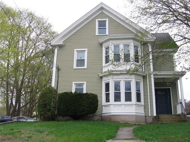Foto del edificio - 38 Chester Ave