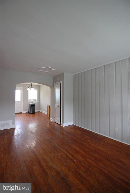 Foto del edificio - 529 Parksley Ave
