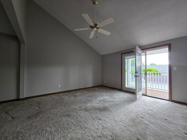 Building Photo - 4609 Chestnut Ridge Rd