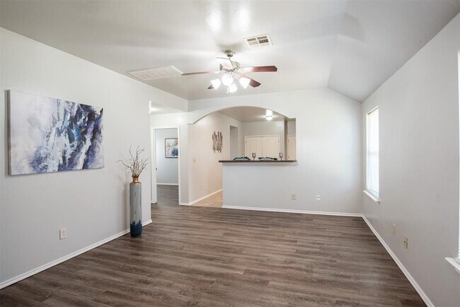 Foto del edificio - 8109 Frye Ln